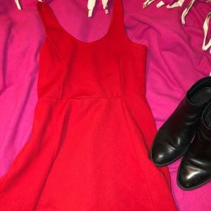 H&M RED FLOW DRESS